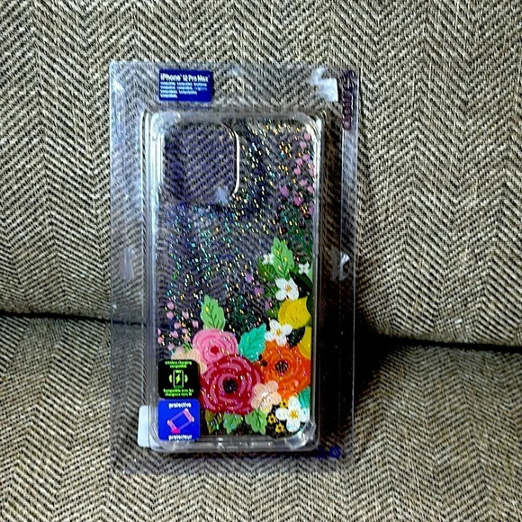 NWT CLAIRE’S iPhone 12 Pro Max Phone Case Glitter Floral - Picture 1 of 3